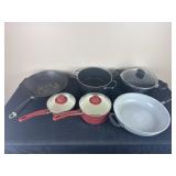 Group of 6 pots and pans