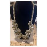 Faux Pearl Bubble Necklace