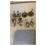 Lot of Earrings