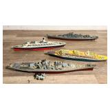 Lot of 4 Ships - QEII/2 Aircraft Carriers/Rottero