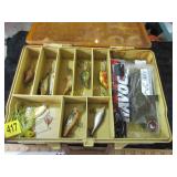 TACKLE BOX WITH LURES