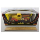 Solido Diecast Ford Dunlop Tires Truck