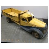 VIntage Buddy L farm supplies dump truck