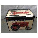 Ertl Farmall MV High-Clear Precision Series, 1/16