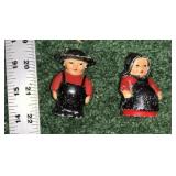 Vintage Amish salt and pepper shakers