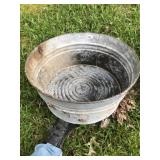 Vintage No 3 Galvanized Wash Tub (Kept in Shed)