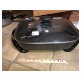 Large GE Electric Skillet