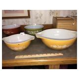 (2) Vintage Mixing Bowls