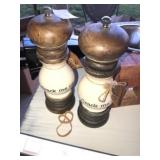 Pr of Salt & Pepper Mills