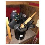 Black Crock & Utensils