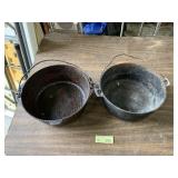 (2) Cast Iron Dutch Ovens