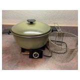 VTG West Bend Avocado Green Electric Kettle Cooker