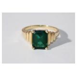 14K lab emerald ring, like new, size 7.25, 4.23g