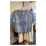 Graphic Tshirt crop top size M