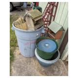 Gardening Tubs and Bird houses lot  (out front of