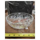 Footed glass dish