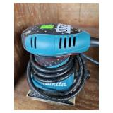 Makita 1/4 sheet palm sander