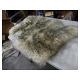 42"x38" SheepSkin Accent Rug