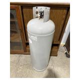 100 lb propane tank, empty