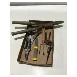 Yard gardening tools