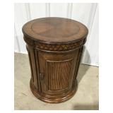 Drum table 18ï¿½ round 24ï¿½ tall