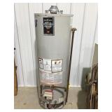 Used 40 gal water heater, gas