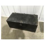 32" x16" x 13" military footlocker