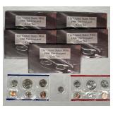 (5) 1996 US MInt Sets of Uncirculated Coins