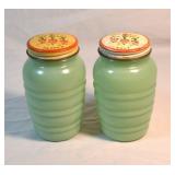 Vtg Green Jadite Glass Beehive Salt & Pepper