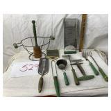 Green wouldnï¿½t handle kitchen wear lot