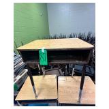 10 Students Desks