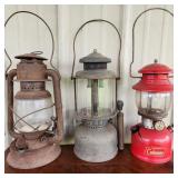 Vintage Lantern Trio