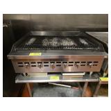 BAKERS PRIDE CHAR GRILL 36 "