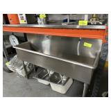 ONE COMPARTMENT LARGE SS SINK