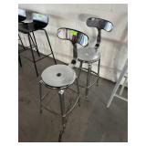 METAL BAR STOOLS