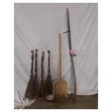 brooms/wooden shovel