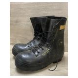 Bata Military Extreme Weather Bunny Boots Size 11R