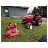 Case I.H. DX29 4WD Hydrostatic Compact Tractor