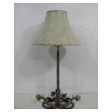 29" Metal Spurs Table Lamp Powers On