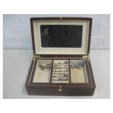 11" x 4" x 7" Woo Jewelry Box W/Jewelry Rings See