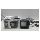 GPX 5" AM/FM Portable TV 3-Way Power Powers ON