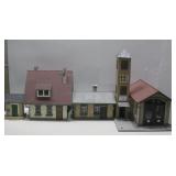 Plastic Play Doll Houses/Village Largest 20" x 11"