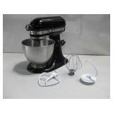 KitchenAid Classic Mixer W/Attachments Powers On