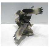 11" Eagle Color Chainging Lamp Powers On