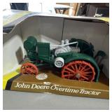 JOHN DEERE TRACTOR 1/32 SCALE #5607 NIB