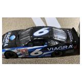 NASCAR 2002 MARK MARTIN #6  1:24 SCALE