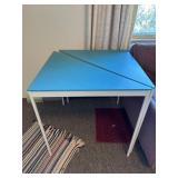 2 TRIANGLE SHAPED TABLES, CAN BE USED TOGETHER O