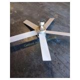 52" CEILING FAN