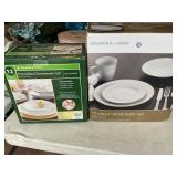 Gold rimmed dinnerware set new inbox