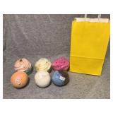 Gift bag of 6 hand crafted bath bombs